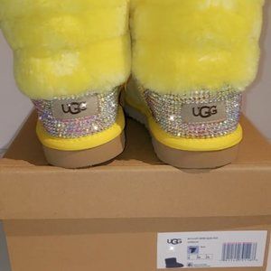 NIB Yellow Size 7 Custom Bing UGGS